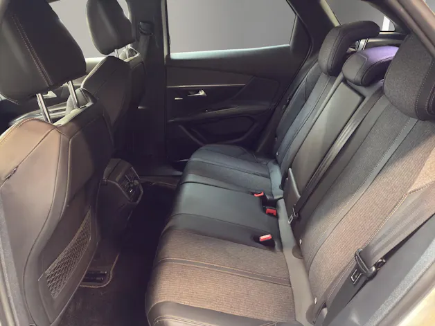 PEUGEOT 3008 1.6 BlueHDi GT Line EAT