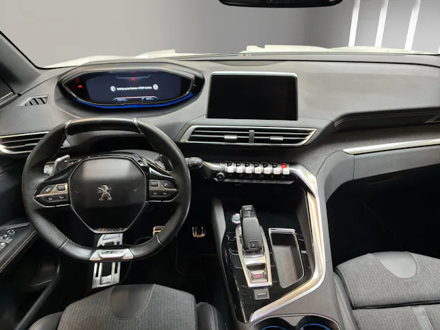 PEUGEOT 3008 1.6 BlueHDi GT Line EAT