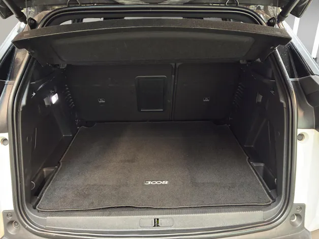 PEUGEOT 3008 1.6 BlueHDi GT Line EAT
