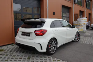 MERCEDES-BENZ A 45 AMG 4Matic "* Pack AMG * Caméra de Recul * Tempomat Adaptatif * Clim Auto * Jantes 18 * Aide à la Conduite *"