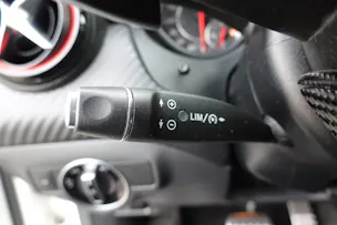 MERCEDES-BENZ A 45 AMG 4Matic "* Pack AMG * Caméra de Recul * Tempomat Adaptatif * Clim Auto * Jantes 18 * Aide à la Conduite *"