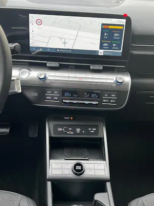 HYUNDAI Kona 65,4 kWh Electric Amplia