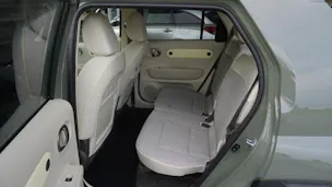 HYUNDAI Inster 49kWh Amplia
