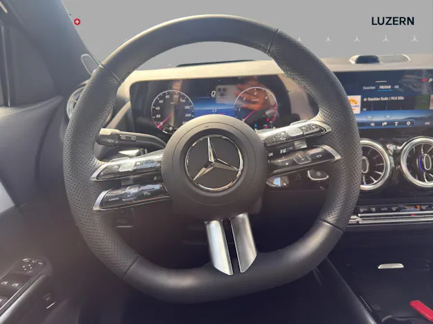 MERCEDES-BENZ GLA 220d 4Matic 8G-DCTSwiss Star