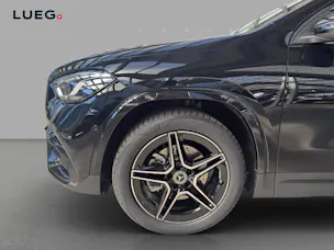 MERCEDES-BENZ GLA 220d 4Matic 8G-DCTSwiss Star