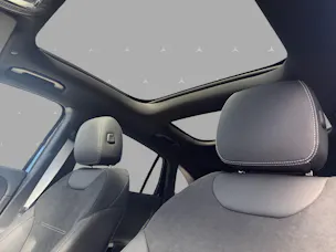 MERCEDES-BENZ GLA 220d 4Matic 8G-DCTSwiss Star