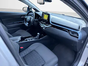 Toyota C-HR 2.0 HSD CVT Trend