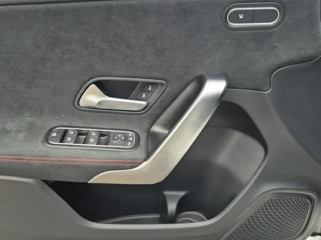 MERCEDES-BENZ A AMG 35 4Matic 8G-DCT