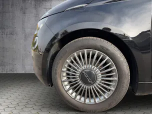 FIAT 500 electric 87 kW Icon