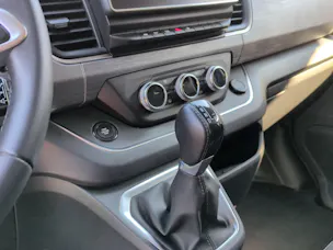 RENAULT Trafic Blue dCi 170 Grand Spaceclass Pack Escapade EDC