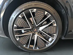 CUPRA Tavascan Type 10 77 kWh Extreme