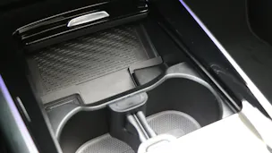 MERCEDES-BENZ GLA 250 4MATIC Swiss Star