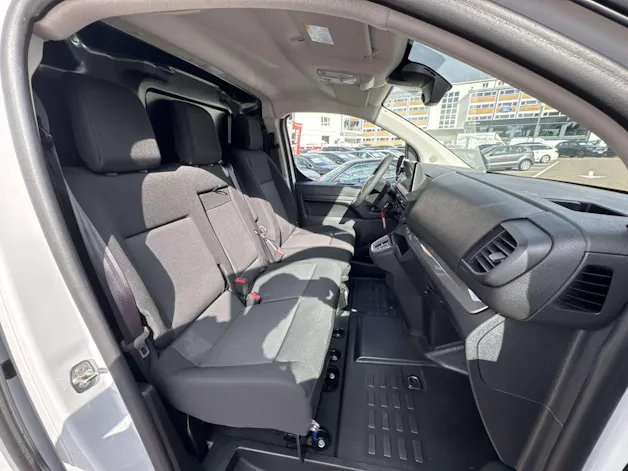 FIAT Scudo 2.0 BlueHDi L3 3-Plätzer EAT-Automat