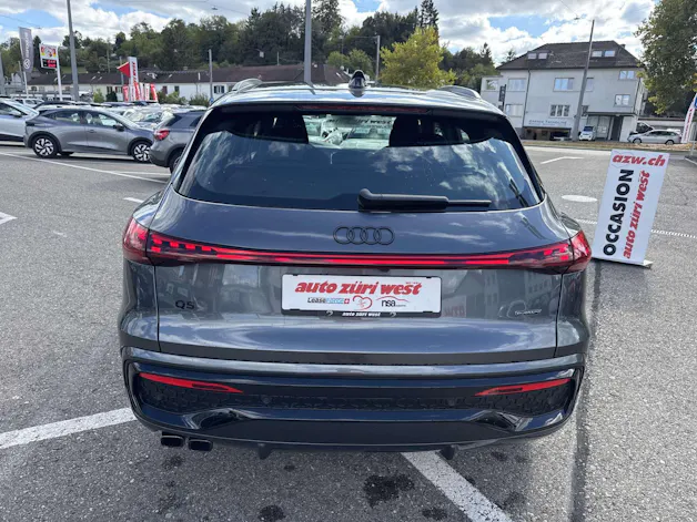 AUDI Q5 TDi quattro S-Line 204PS S-Tronic Automat
