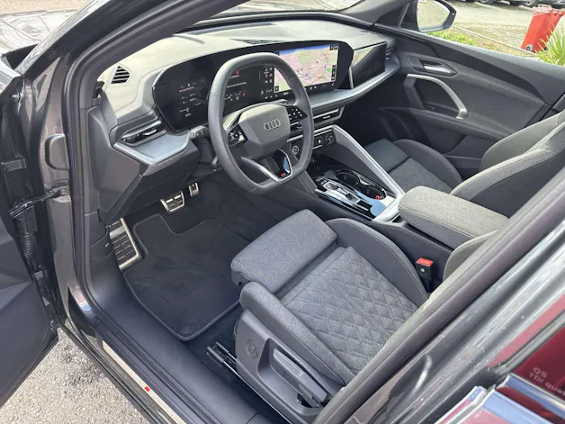 AUDI Q5 TDi quattro S-Line 204PS S-Tronic Automat