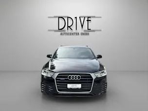 AUDI Q3 2.0 TFSI quattro S-tronic *S-Line*Panorama-Schiebedach + Rückfahrkamera*