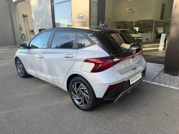 HYUNDAI i20 1.0 T-GDi Amplia GO! DCT