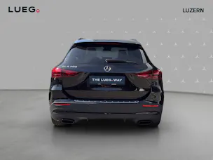 MERCEDES-BENZ GLA 200 Night Star 7G-DCT