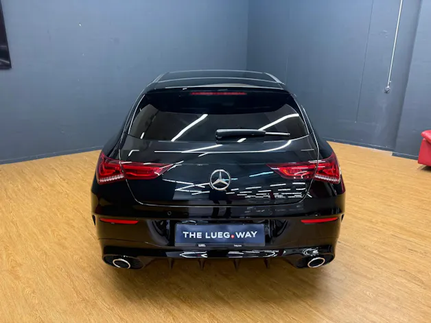 MERCEDES-BENZ CLA 35 4M - SB - AMG / Rückfahrkamera / Panorama-Dach / Multibeam LED