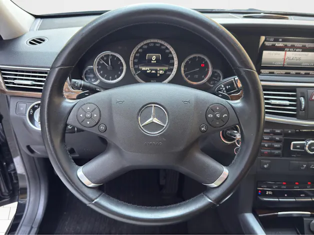 MERCEDES-BENZ E 350 CDI BlueEfficiency 4Matic 7G-Tronic