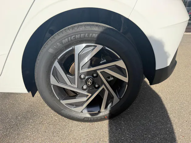 HYUNDAI i20 1.0 T-GDi Amplia GO! DCT