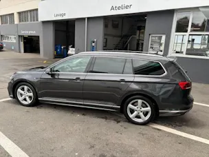 VW Passat Variant 2.0 TDI 240 Elegance DSG 4m