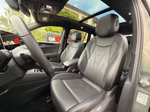 VW Tiguan 2.0 TSI 265PS 4Motion R-Line ***360° KAMERA & PANORAMADACH***