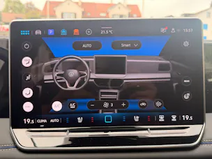 VW Tiguan 2.0 TSI 265PS 4Motion R-Line ***360° KAMERA & PANORAMADACH***