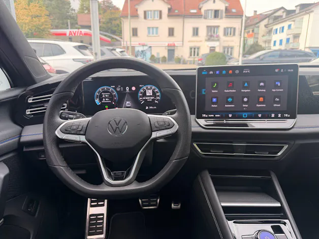 VW Tiguan 2.0 TSI 265PS 4Motion R-Line ***360° KAMERA & PANORAMADACH***