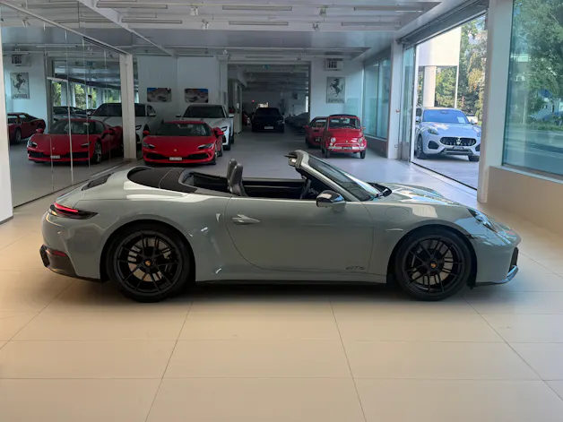 PORSCHE 911 Carrera 4 GTS Cabriolet