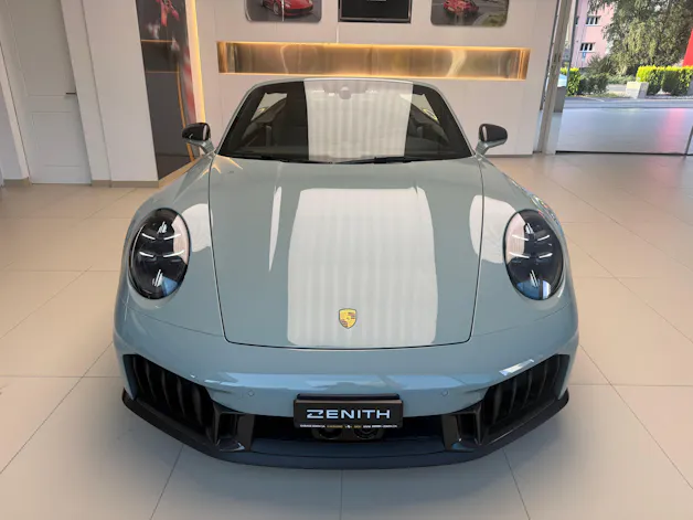 PORSCHE 911 Carrera 4 GTS Cabriolet