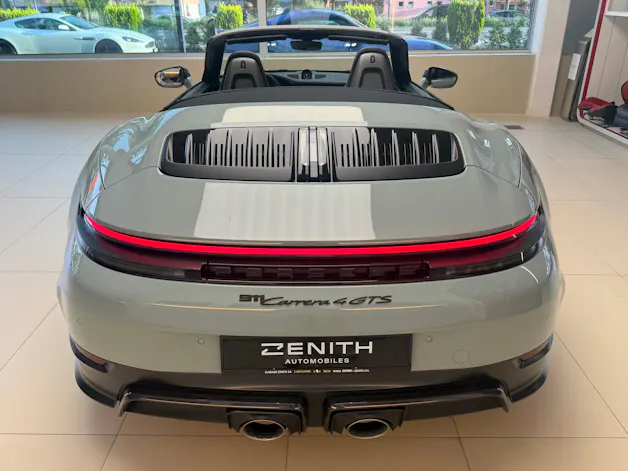 PORSCHE 911 Carrera 4 GTS Cabriolet