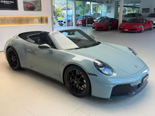 PORSCHE 911 Carrera 4 GTS Cabriolet