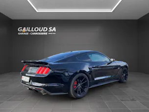 FORD Mustang Fastback 5.0 V8 GT Automat