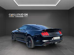 FORD Mustang Fastback 5.0 V8 GT Automat