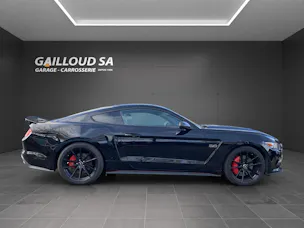 FORD Mustang Fastback 5.0 V8 GT Automat