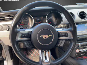 FORD Mustang Fastback 5.0 V8 GT Automat