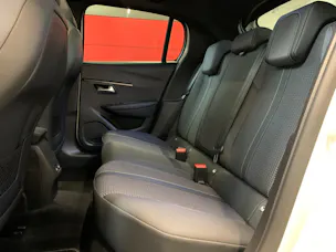 PEUGEOT 208 1.2 PureTech GT EAT8