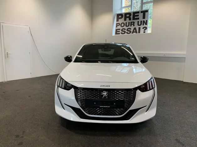 PEUGEOT 208 1.2 PureTech GT EAT8
