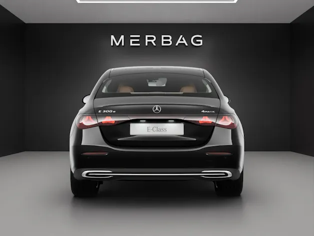 MERCEDES-BENZ E 300 e 4Matic 9G-Tronic
