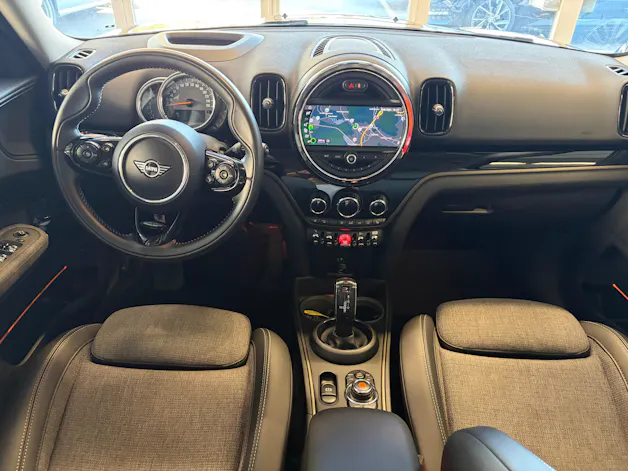 MINI Countryman Cooper S Trafalgar ALL4 | CH Fahrzeug | 18 Zoll |