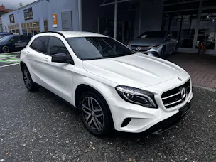 MERCEDES-BENZ GLA 200 d Urban 4matic