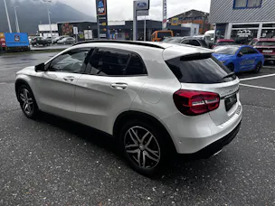 MERCEDES-BENZ GLA 200 d Urban 4matic