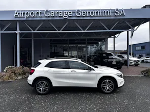 MERCEDES-BENZ GLA 200 d Urban 4matic