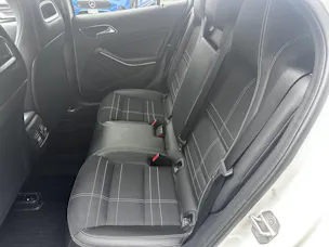 MERCEDES-BENZ GLA 200 d Urban 4matic