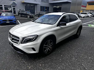 MERCEDES-BENZ GLA 200 d Urban 4matic