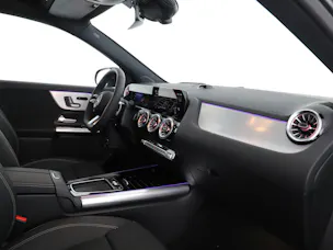 MERCEDES-BENZ GLA 220 4Matic 8G-DCT