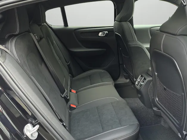 VOLVO EC40 Twin Performance Black Edition AWD