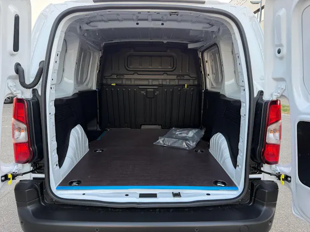 PEUGEOT Partner 1.2 Pure Tech 110 Standard 650kg