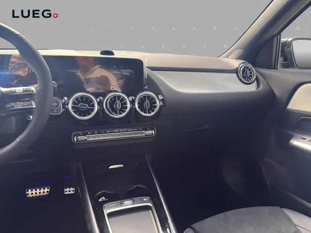 MERCEDES-BENZ GLA 250 4Matic 8G-DCT Swiss Star